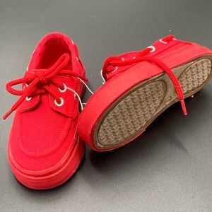 Kids canvas shoes